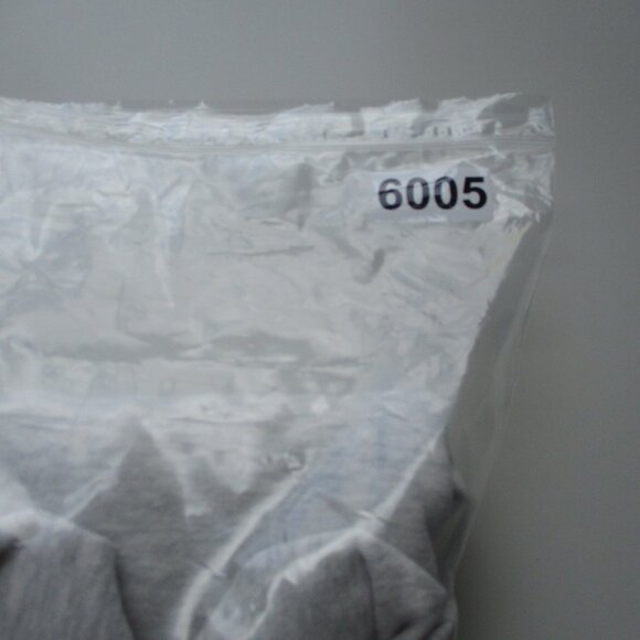 North Face Sweater Womens Medium Ivory Pull Over Hoodie Hike Outdoors Fleece - Picture 14 of 14